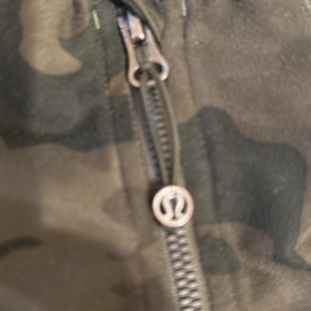 Lululemon Camo Zipper Jacket EUC! - Picture 3 of 10